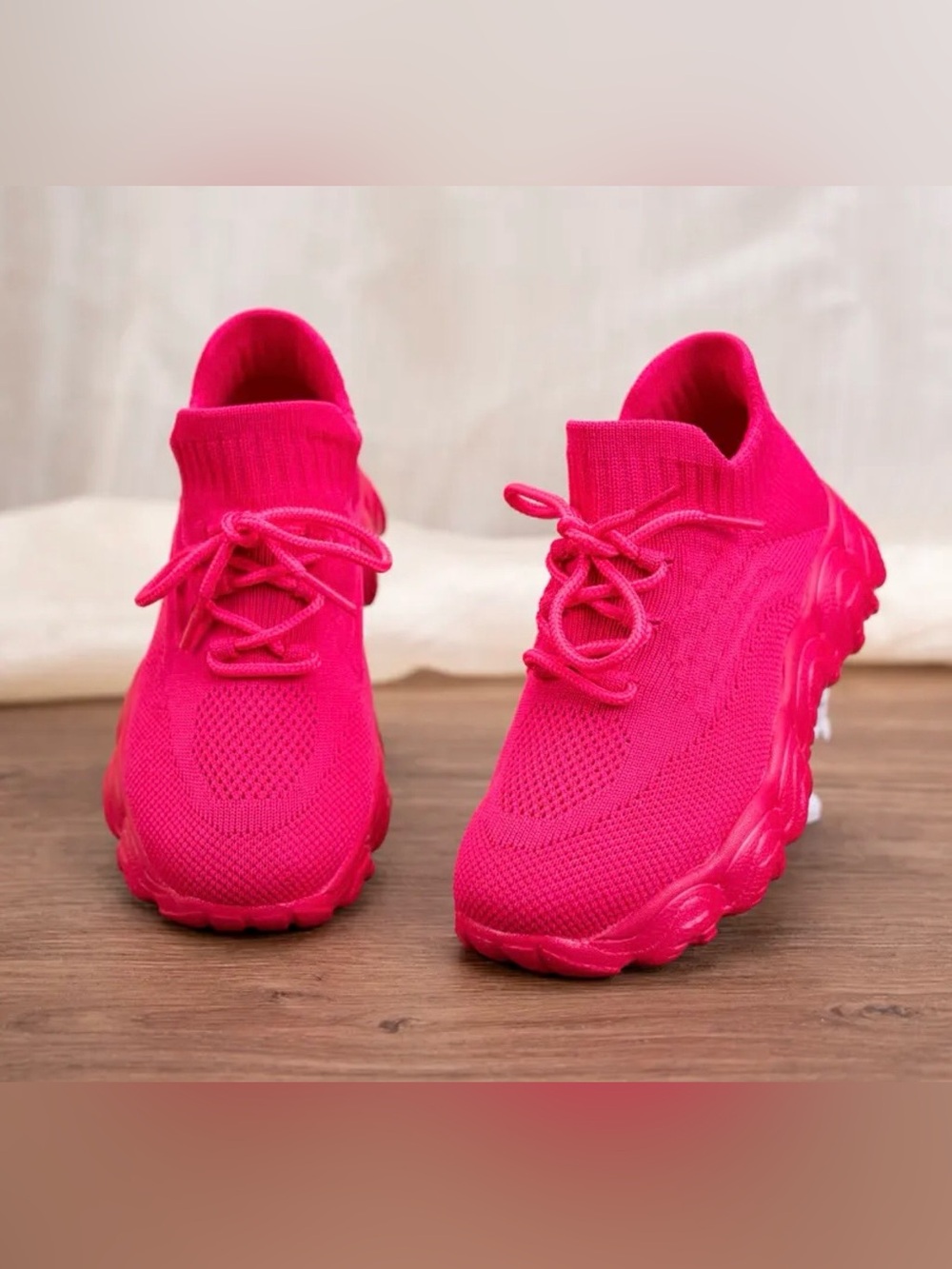 Amazon Women's  casual Bright Pink Chunky Knit Sneakers size 11 - Picture 2 of 14